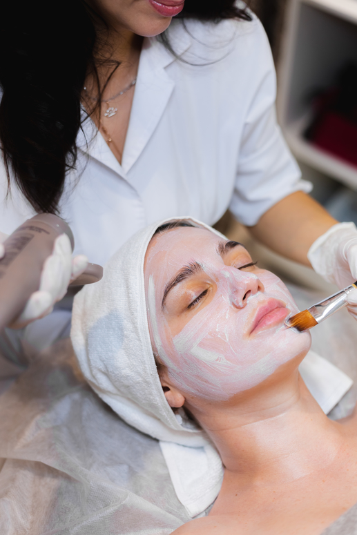  best salon for facial in hyderabad